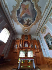 00. Wnętrze kościoła klarysek kapucynek w Przasnyszu, 08.09.2021, fot. Łukasz Wielechowski