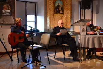 11. Prelekcję wygłasza ks. kanonik Marian Ofiara z Działdowa, Przasnysz, 08.09.2021, fot. Ewa Łukasiak