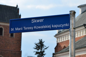 78. Skwer bł. Marii Teresy Kowalskiej kapucynki w Przasnyszu, 10.05.2022, fot. E. Łukasiak